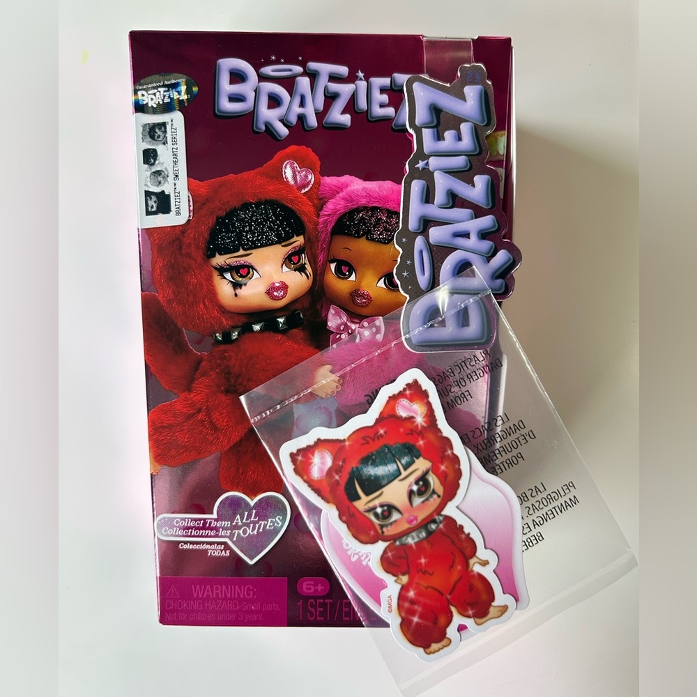 BRATZ BRATZIEZ SWEETHEARTZ SERIEZ PLUSH KEYCHAIN BLIND BOX (JADE)